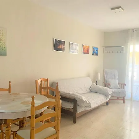 Marinasunbeach Vicente Blasco Ibanez 136 Apartman
